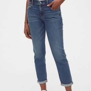 Mid Rise Girlfriend Jeans With Washwell Gap